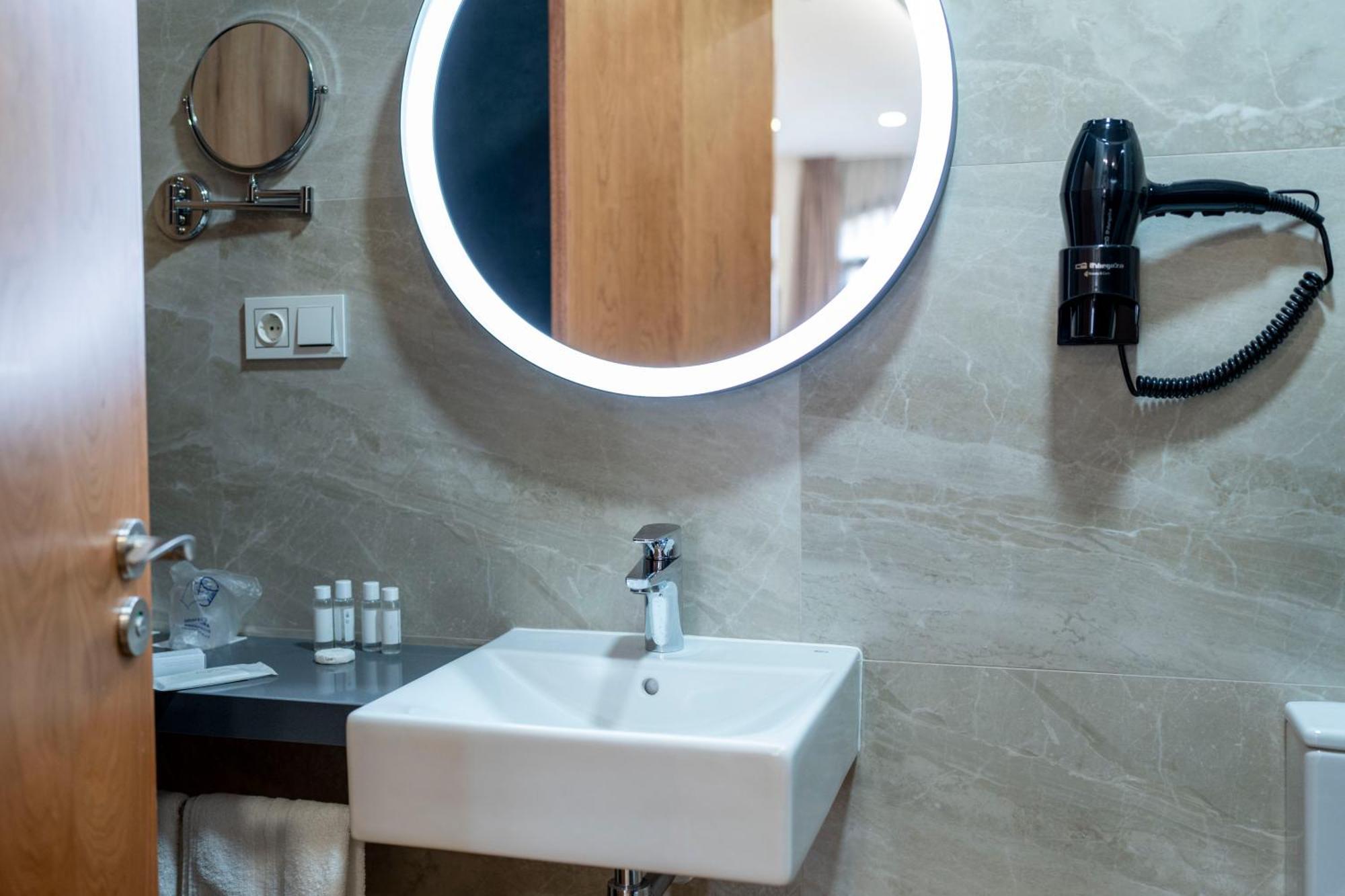 Torreluz Suites Almeria Luaran gambar